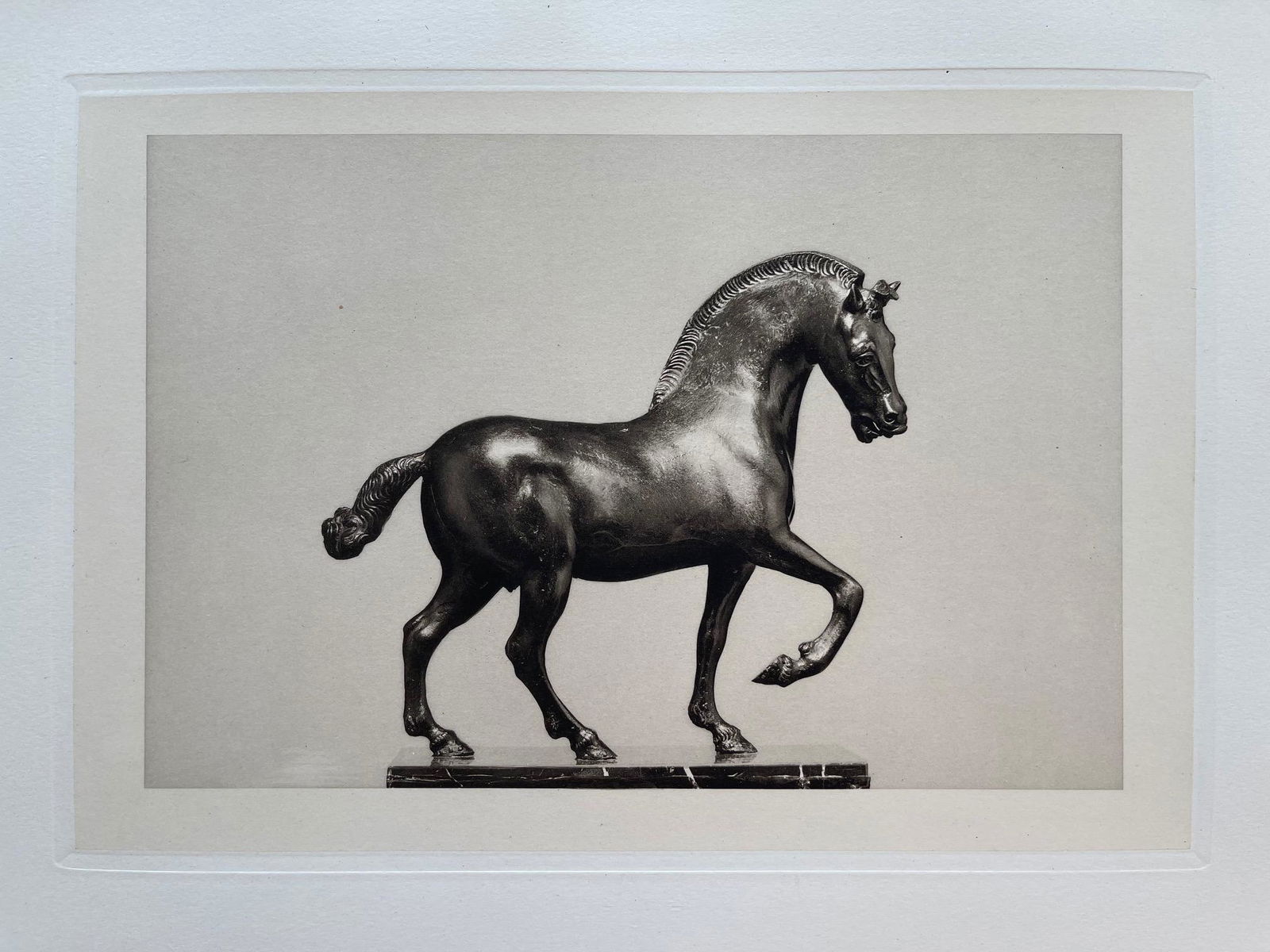 LARGE ETCHING OF A BRONZE HORSE STATUE (1 of 2)