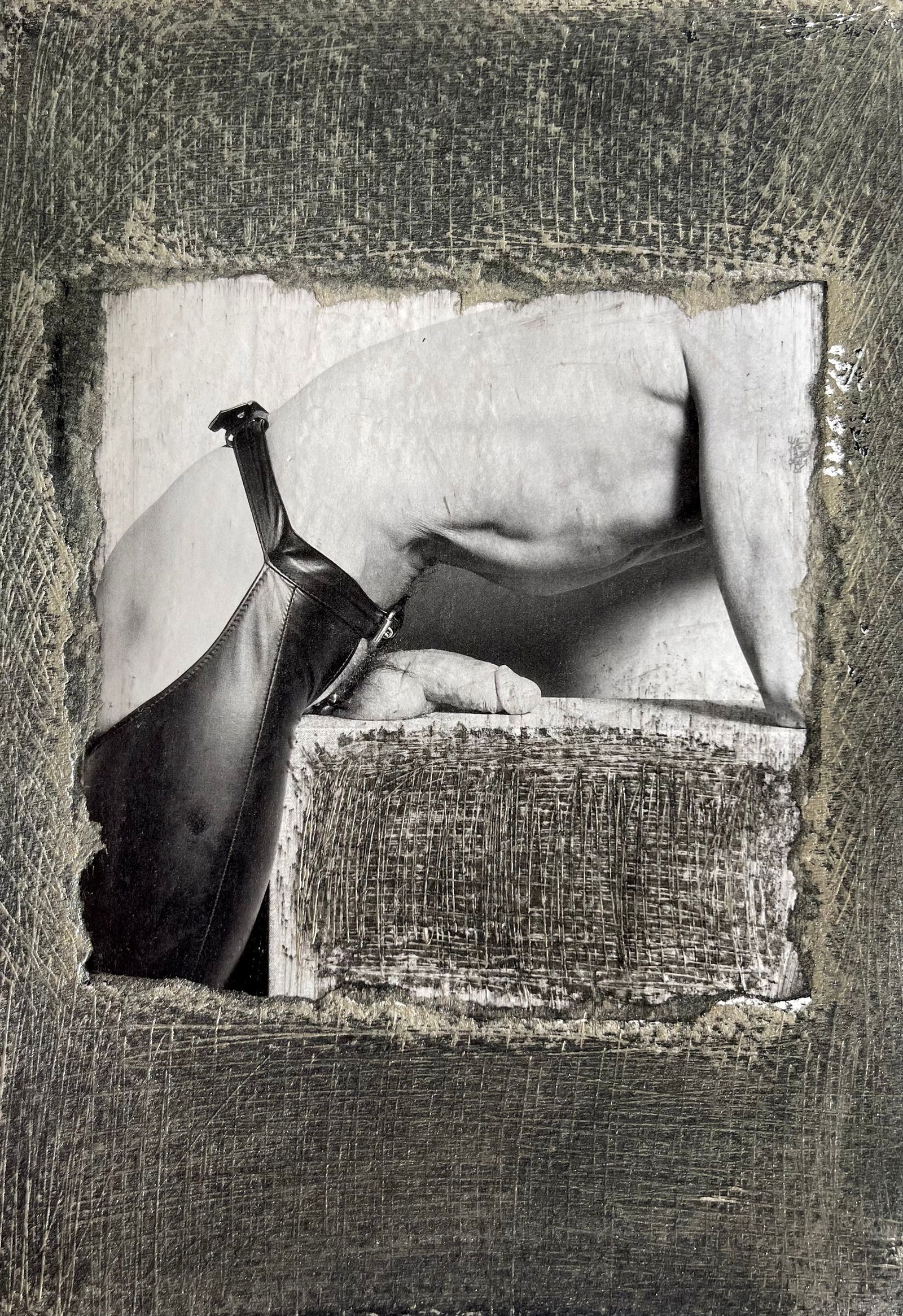 MIXED MEDIA COLLAGE ON PAPER MALE NUDE: ORIGINAL COLLAGE GRAPHITE, PHOTO, AND METALLIC ACRYLIC PAINTING ON THICK PAPER. SIZE: 5 X 7 INCHES. UNFRAMED