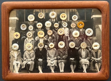 ANTIQUE EERIE OUTSIDER ART VICTORIAN GOTHIC STYLE PHOTO COLLAGE WITH BUTTONS