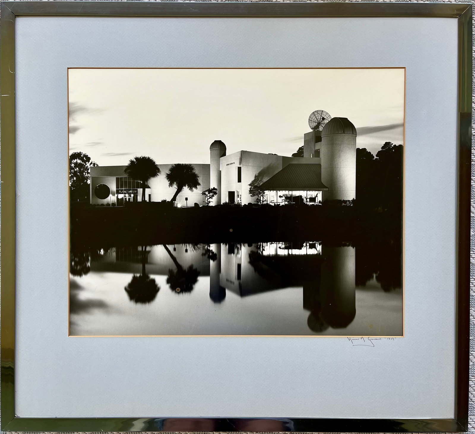 1979 Black & White Architectural Photograph Vintage Modernist Building (1 of 4)