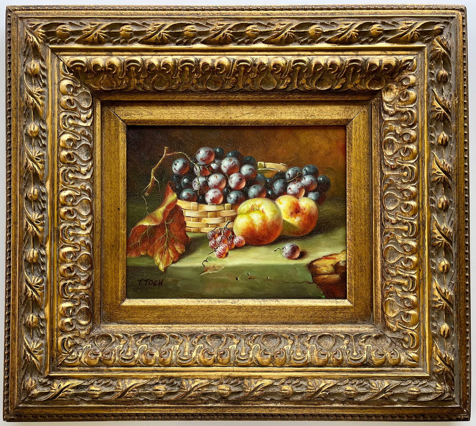 Original Still Life Oil Painting On Ornate Gold Wood Frame Grapes: Gorgeous Still life Oil painting on Ornate wood frame. Total Frame Size: 20 X 18 inches approx. Painting Size: 8 X 10 inches. Some small scratches around frame. Refer to pictures for details. Frame is