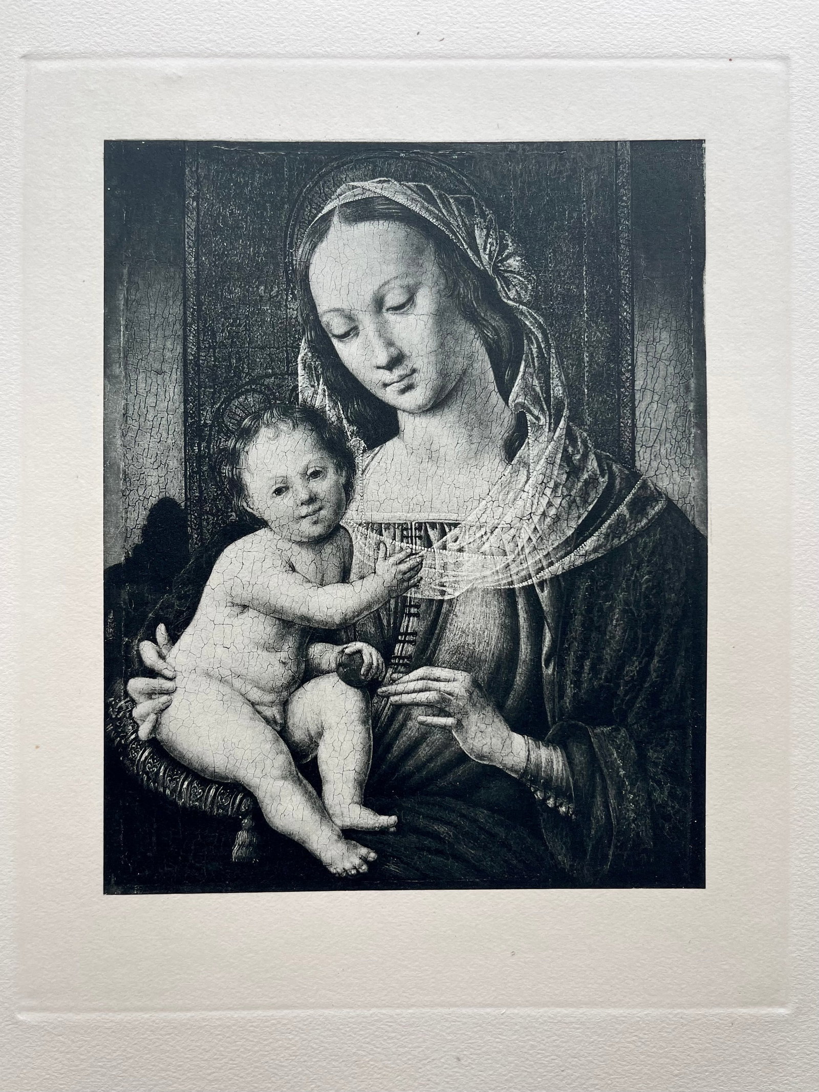 ETCHING AFTER SCHOOL OF FIORENZO DI LORENZO MADONNA: Size: 19 X 15 INCHES APPROX. UNFRAMED. Printed in Paris Ca 1928. Shipping In the U.S via USPS Priority Mail $20