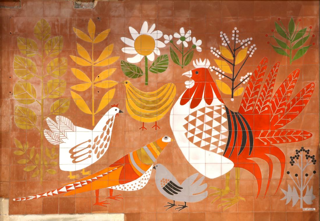 Roger Capron (1922-2006) Sans titre, 1969Importante: Roger Capron (1922-2006) Sans titre, 1969Importante panneau dÃ©coratif composÃ© de 257 carreaux en grÃ¨s-cÃ©rame Ã dÃ©cor Ã©maillÃ© reprÃ©sentant des volatilesSignÃ© en bas Ã d