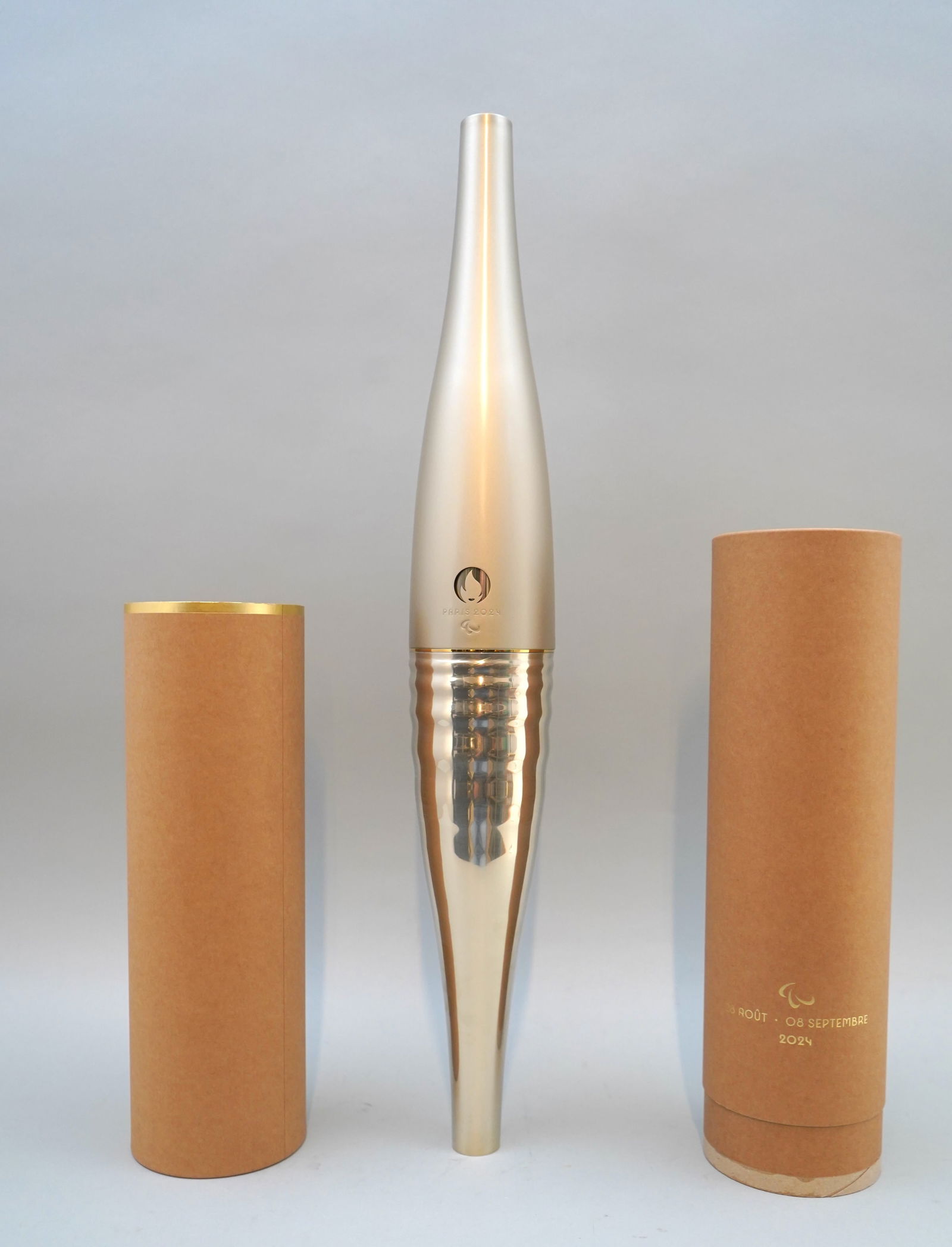 Sport: Paralympic Torch for the Paris 2024 GamesOfficial torch of the Paris 2024 Paralympic Games, designed by designer Mathieu Lehanneur and manufactured in France by ArcelorMittal. Its sleek, symmetrical d