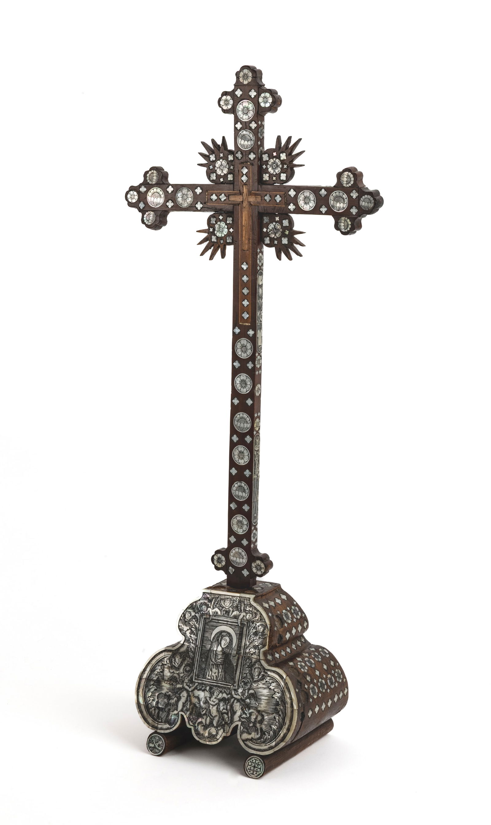 Beautiful wooden altar cross inlaid with mother-of-pearlInlaid with a small wooden cross believed to (1 of 1)