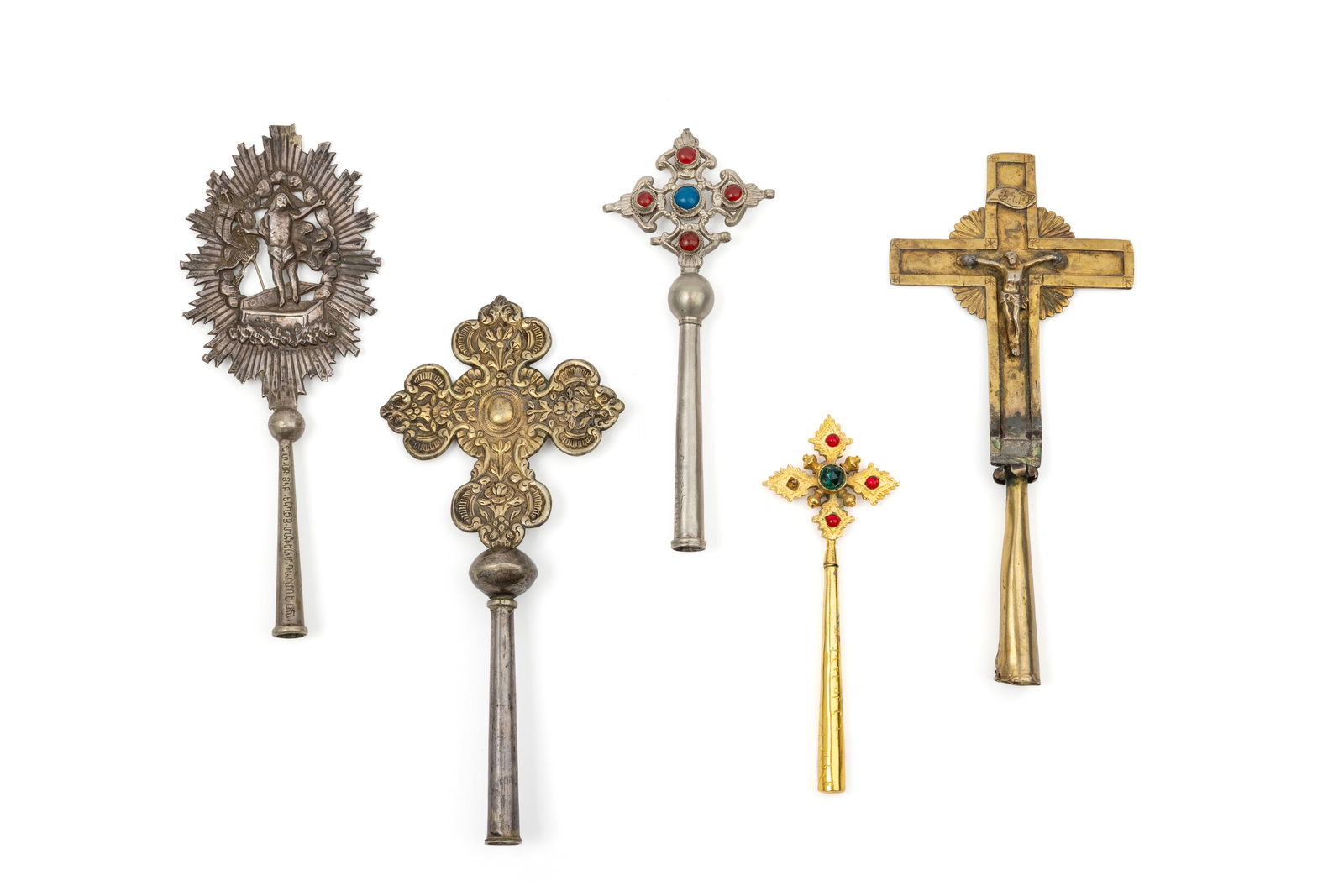 Lot of 5 blessing crosses, all inscribed in Armenian: 1- a radiant djadjandj ornament with (1 of 1)