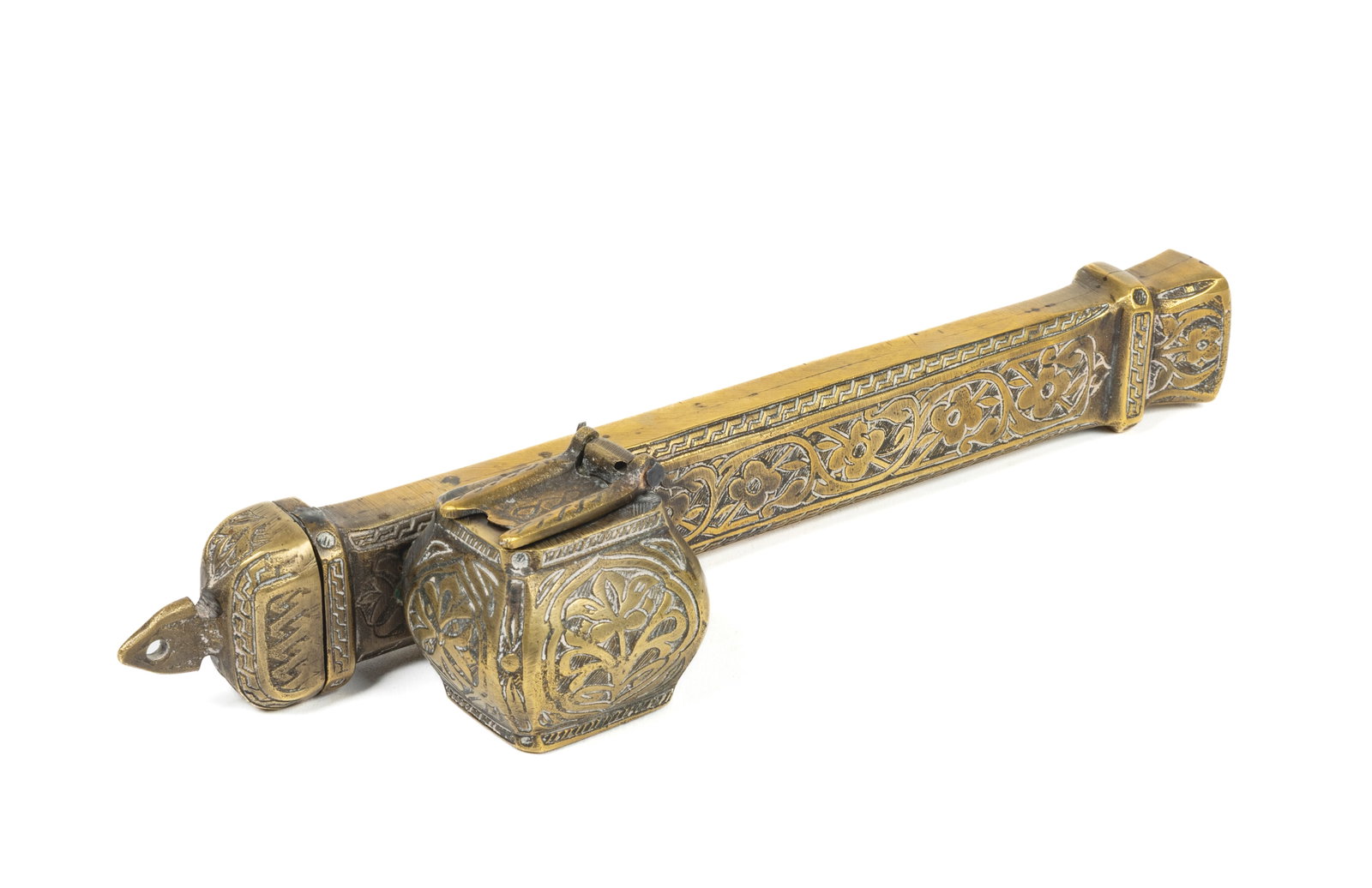 Turkish diwit: Turkish DiwitBronze scribe's set. Arabic inscriptions on the side. Bears a date ????Length : 24 cm.
