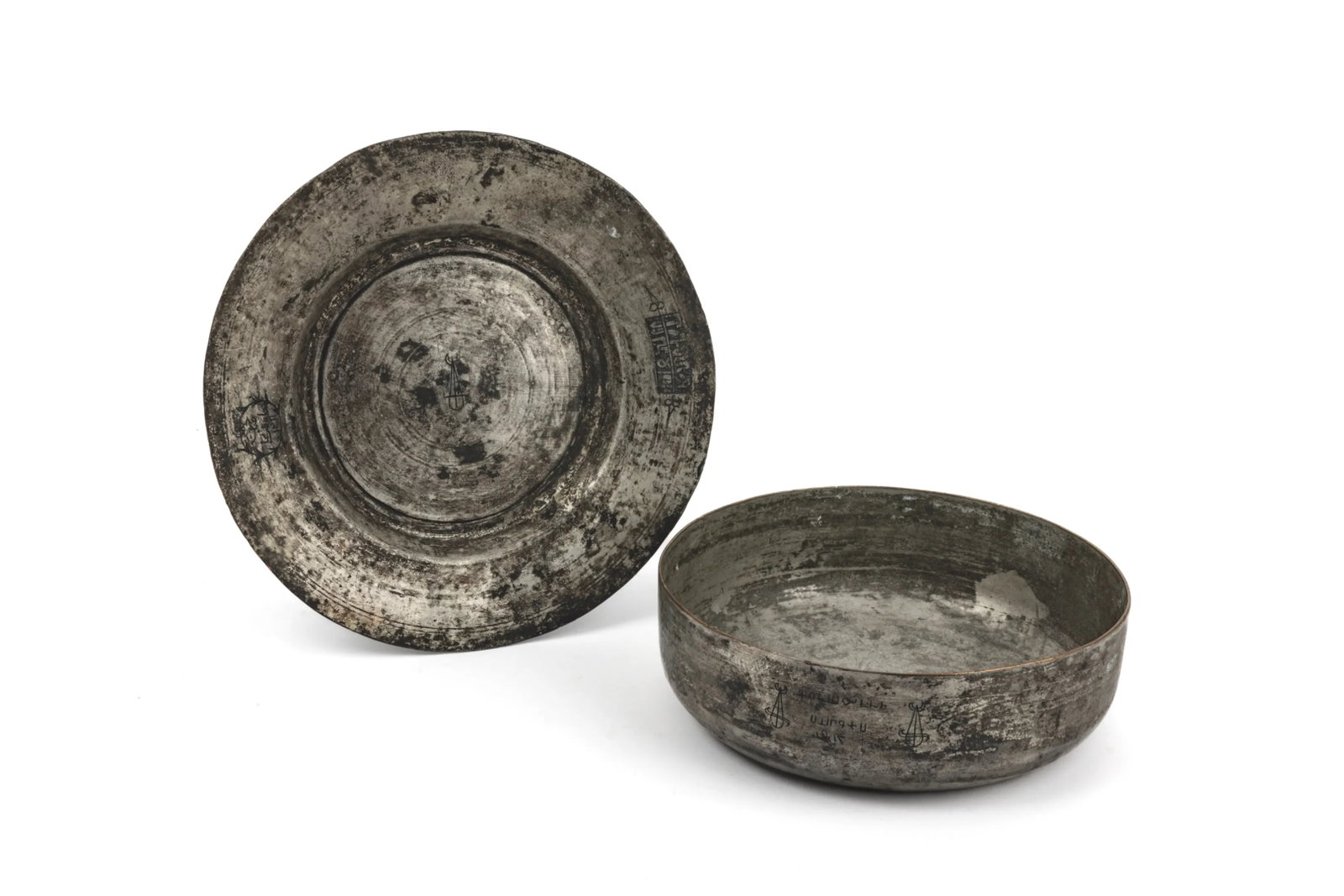 Set of a bowl and a plate (1 of 1)