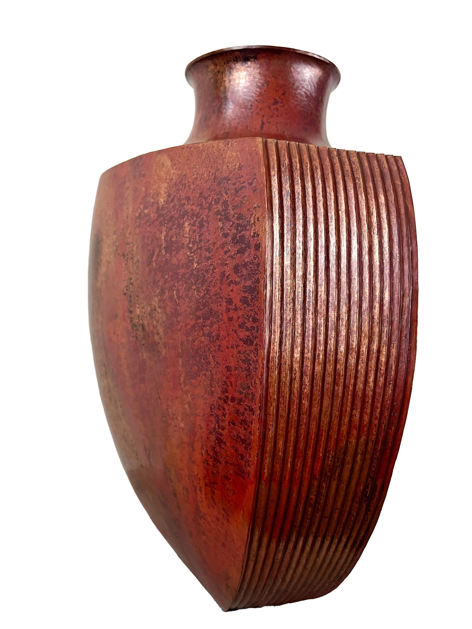 Ignacio Punzo Ángel, Copper Vase, Signed: One signed copper vase by Ignacio Punzo Ángel. The Punzo family are well known copper and silver smiths located in Santa Clara del Cobre, Michoacán, Mexico. They are the descendants of copper smith