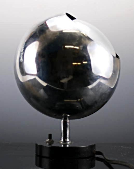 Mid-Century Modern Eyeball Table Lamp (1 of 2)