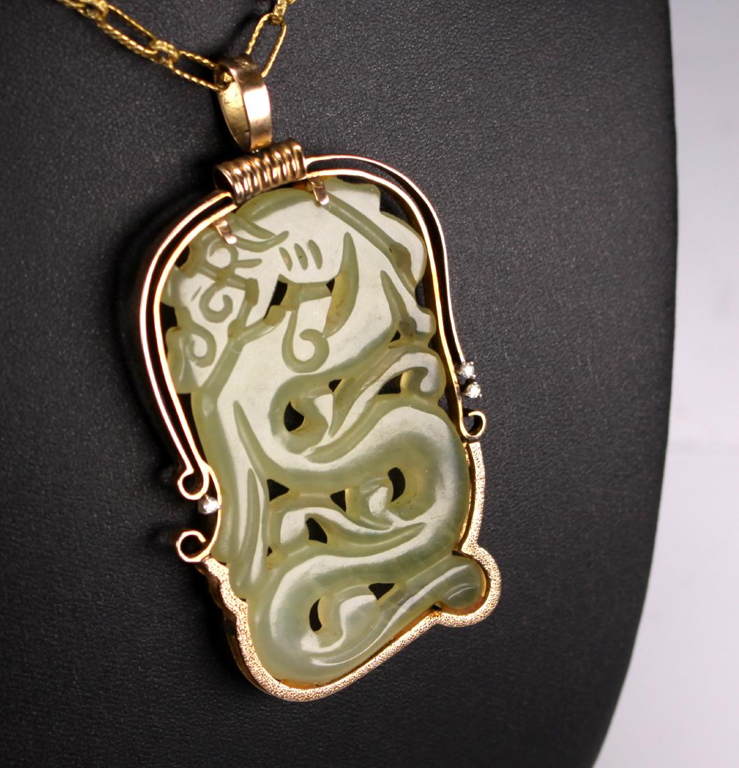 Vintage 14kt Gold Chinese Mutton Jade Dragon Pendant (1 of 10)