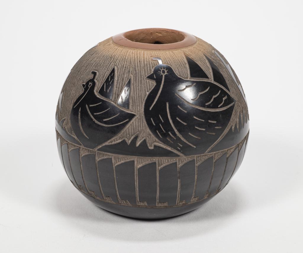 Signed Native American Pottery Pueblo Bowl (1 of 6)