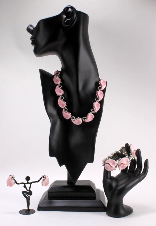 1950's Lisner Pink Necklace, Bracelet & Earrings (1 of 8)