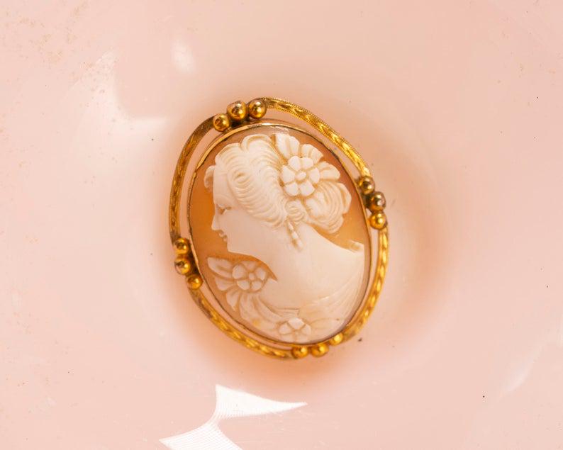 Antique Victorian Shell Cameo Brooch / Pendant (1 of 9)