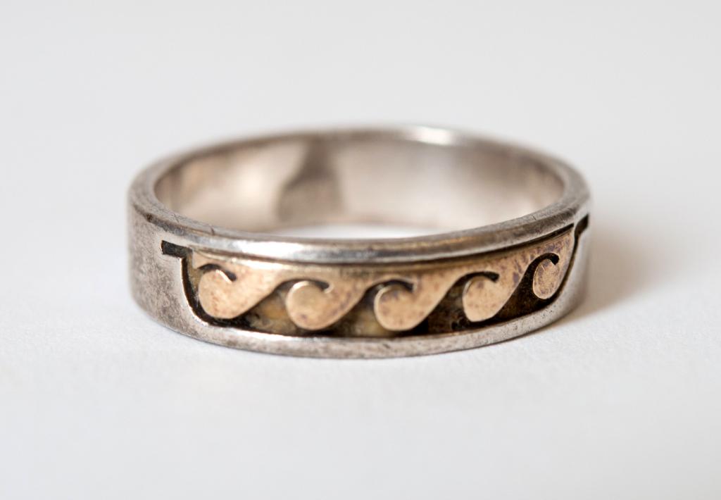 P. Skeets 14K Gold & Sterling Wave Band Ring (1 of 5)