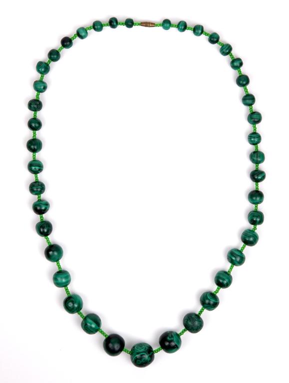 Vintage Malachite Graduated Bead Necklace (1 of 3)
