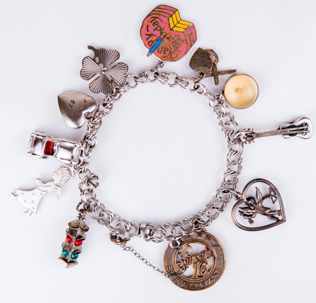 Elco store charm bracelet