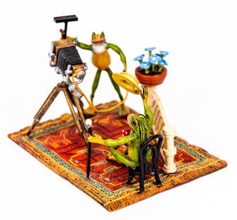 Bergmann Vienna Cold Painted Bronze Photo Frogs: Item/Description: Nam Greb Franz Bergmann Vienna Cold Painted Bronze - Frogs having a photo shoot. Signed "Nam Greb" (Bergman in reverse). Material: Bronze. Dimensions: Length: 3 1/2"; Width: 2