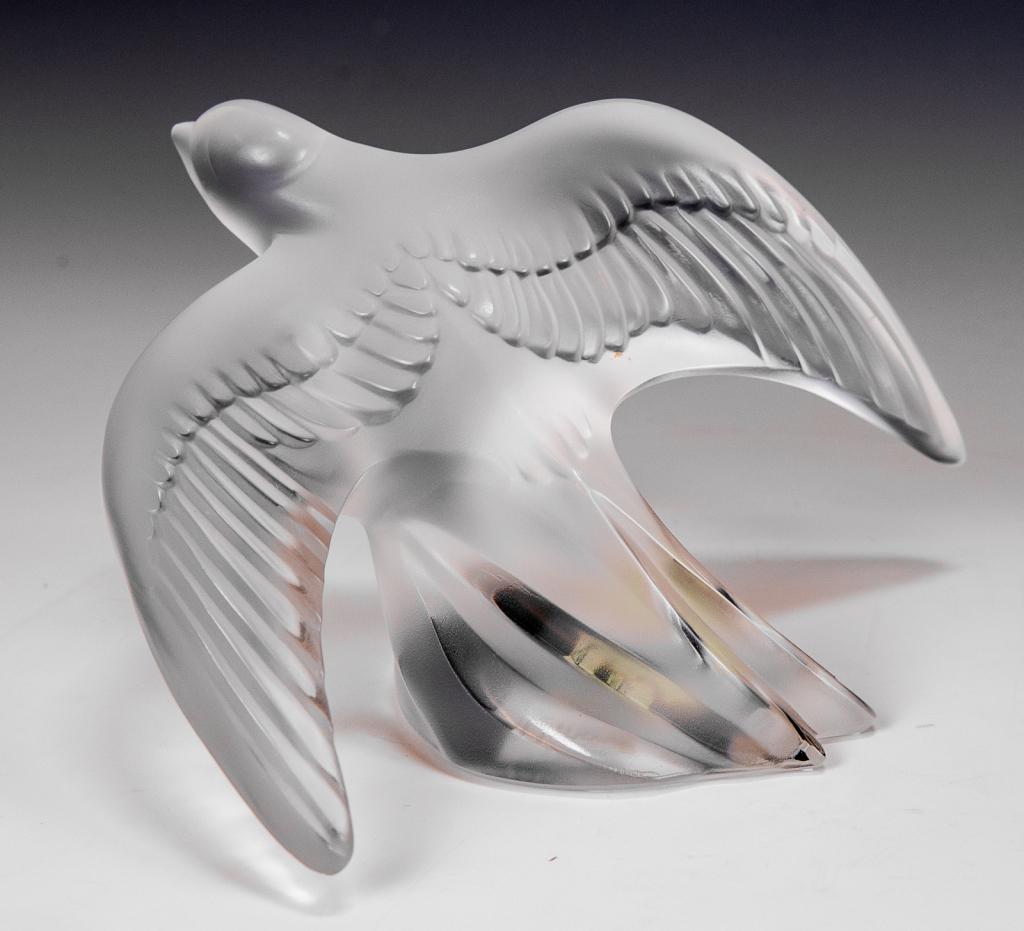 Lalique Swallow Taking Flight: Item/Description: Frosted glass sculpture of a bird flying by Lalique France. Signed on bottom. Includes original Lalique box and packaging as shown. (Rene Lalique Design, Art Glass, Figurine) Materia