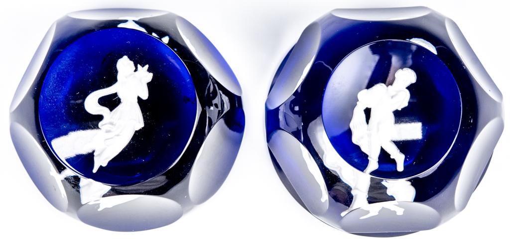 2 Baccarat Zodiac Paperweights, Aquarius & Virgo: Item/Description: Set of 2 Baccarat Zodiac sulfide and cut crystal paperweights. Two stations of the zodiac in paperweight form. The central motif features a sulphide zodiac figure for the astrologica