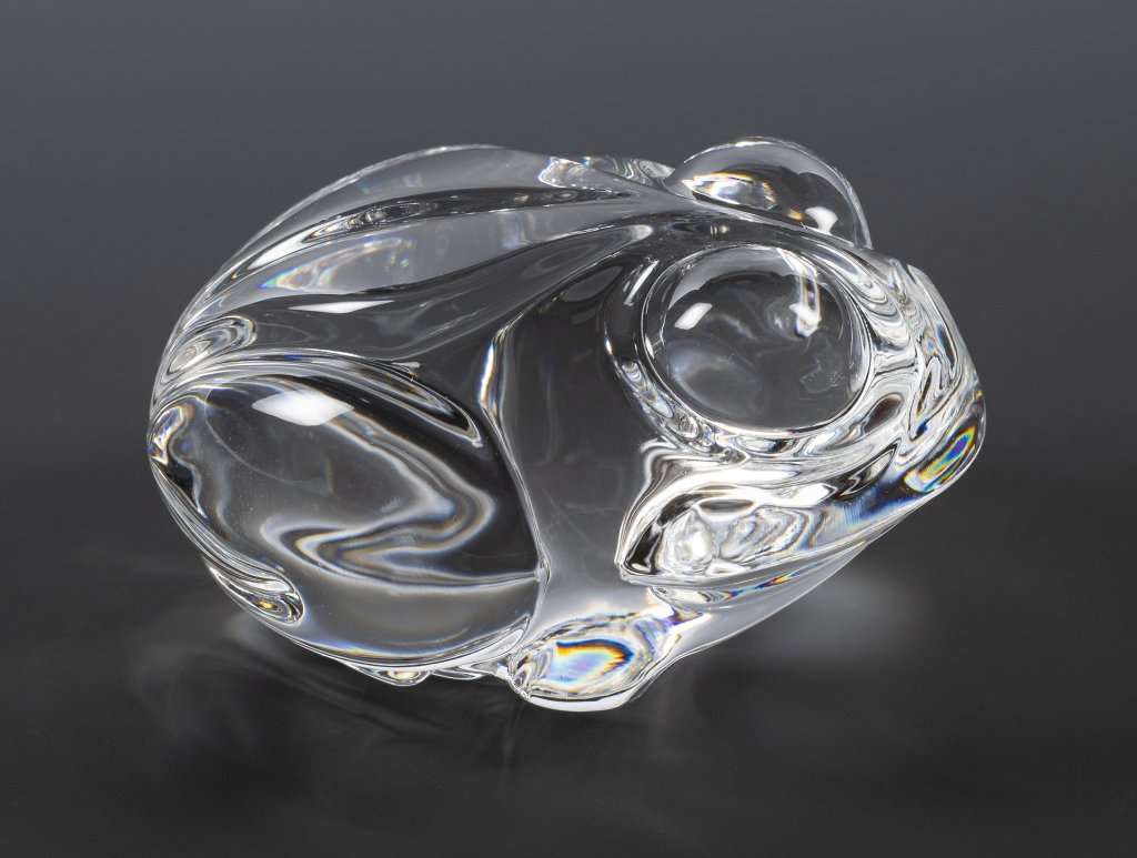 Steuben Glass Frog Hand Cooler, Lloyd Atkins: Item/Description: Crystal sculpture of a frog designed by Lloyd Atkins for Steuben. Signed. (Paperweight, Toad, Animal, Art Glass, Collectible) Material: Glass. Dimensions: Height: 1 1/4"; Width: 2 1/