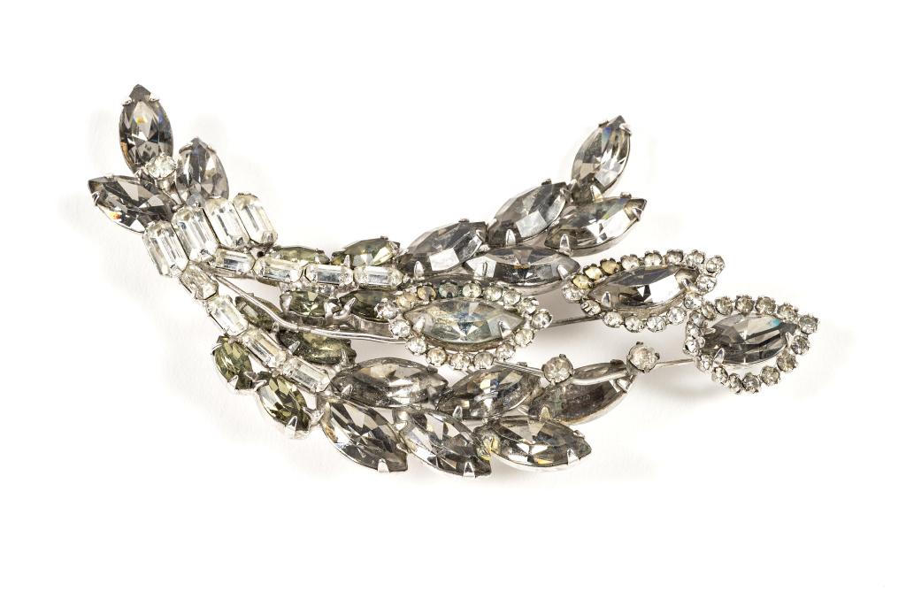 Weiss Floral Spray Rhinestone Pin (1 of 5)