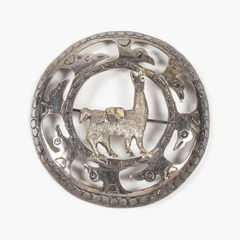 Large Sterling Peruvian Llama Brooch (1 of 4)