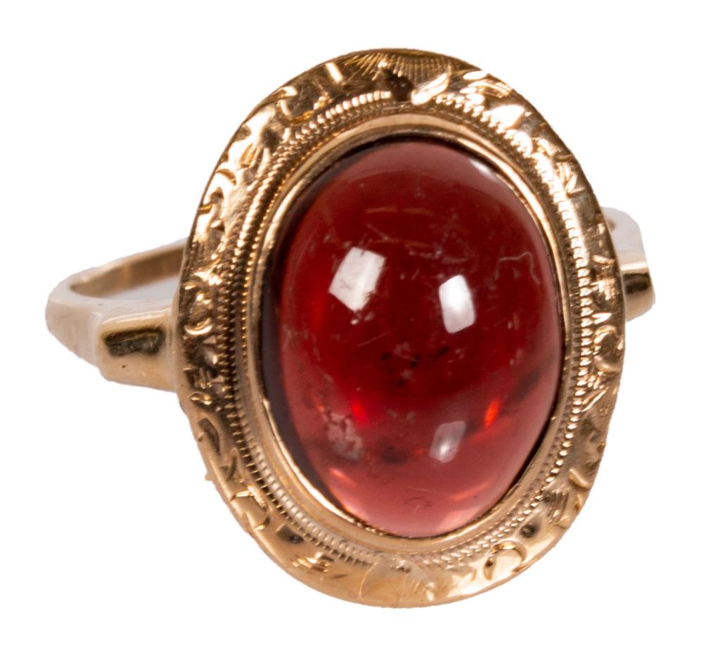 14K Ruby Cabochon Ring - Size 6 (1 of 5)