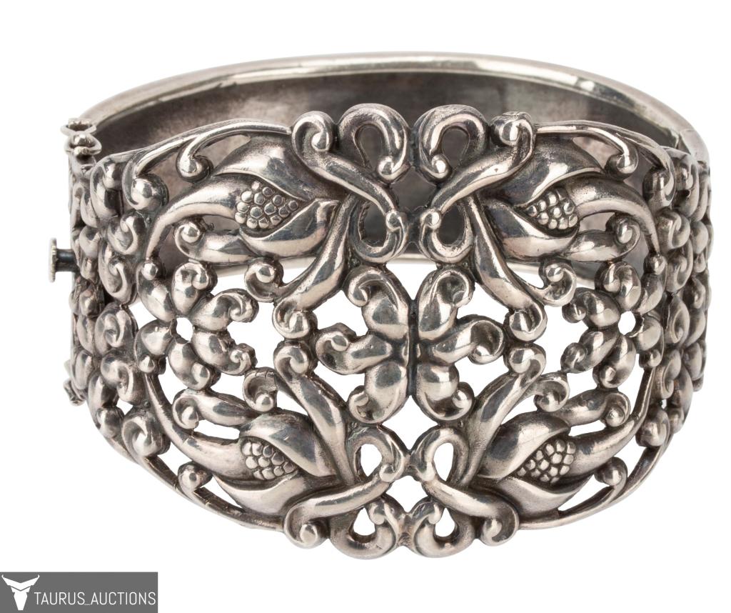 Antique Sterling Floral Cuff Bracelet (1 of 10)