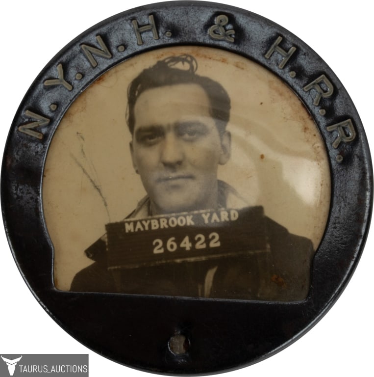 Railroad Employee Transportation ID Button: Item/Description: Railroad Employee Photo ID Badge. New Haven & Hartford Railroad (NYNH. & HRR) Transportation, Maybrook Yard badge. Numbered 26422. (Photographic Americana, American Worker's ID Badge