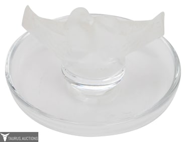 Lalique Lovebirds Glass Ringholder, Deux Colombes