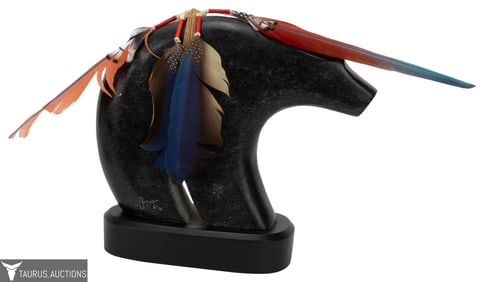 Larry Yazzie, Navajo Bear Fetish Sculpture