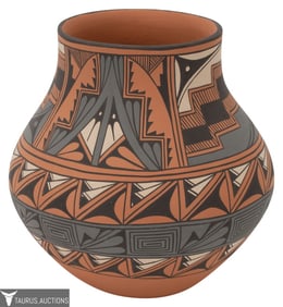 Mary Rose Toya - Jamez Pueblo Vase