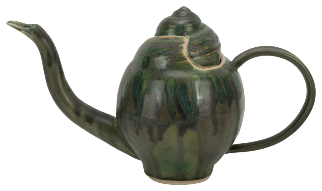 Ae Alison Evans Ceramics Glazed Tall Shell Teapot (1 of 11)