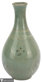 Inlaid Celadon Green Crackle Vase