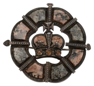 Antique Silver Scottish Agate Crown Brooch