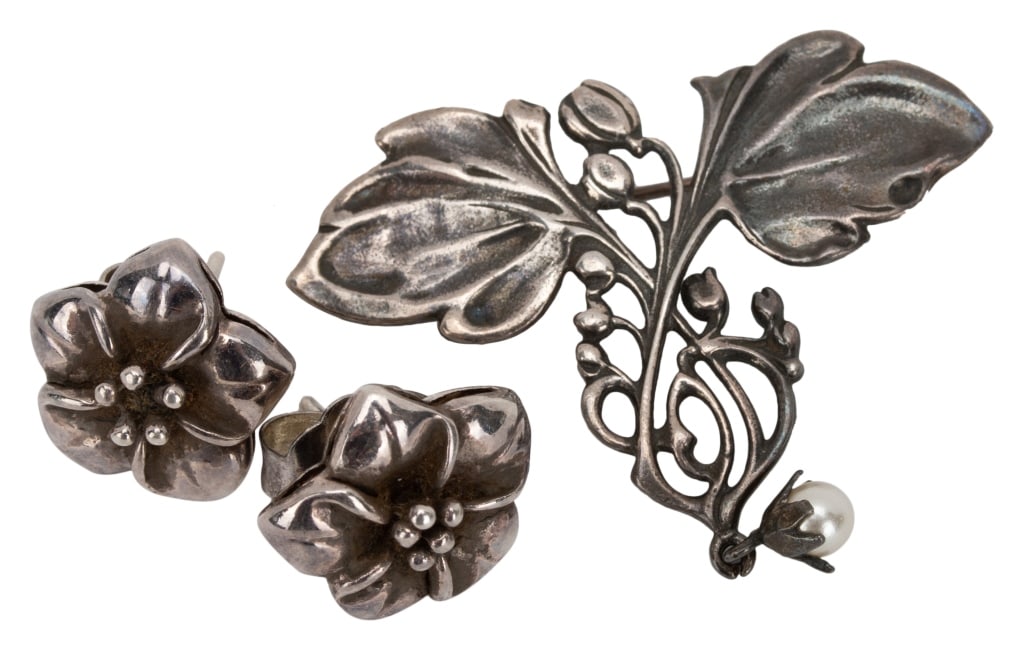 Sterling Art Nouveau Style Flower Jewelry: Item/Description: Delicate Sterling Silver organic motif Art Nouveau style jewelry from the same estate, includes a brooch and stud pierced earrings, though we believe it is not a true demi-parure. Th