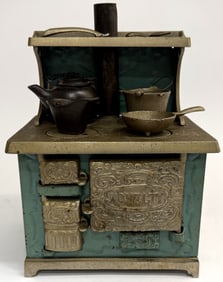 Novelty Toy Cast Iron Stove Kitchen