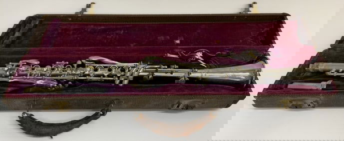 Vintage Victory Metal Clarinet & Accessories