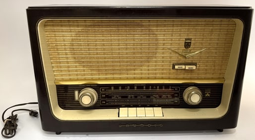 1960s Grundig Shortwave Tube Radio (Model 997)