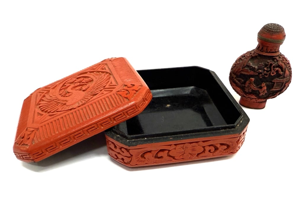 Chinese Red Cinnabar Snuff Bottle & Box (1 of 5)