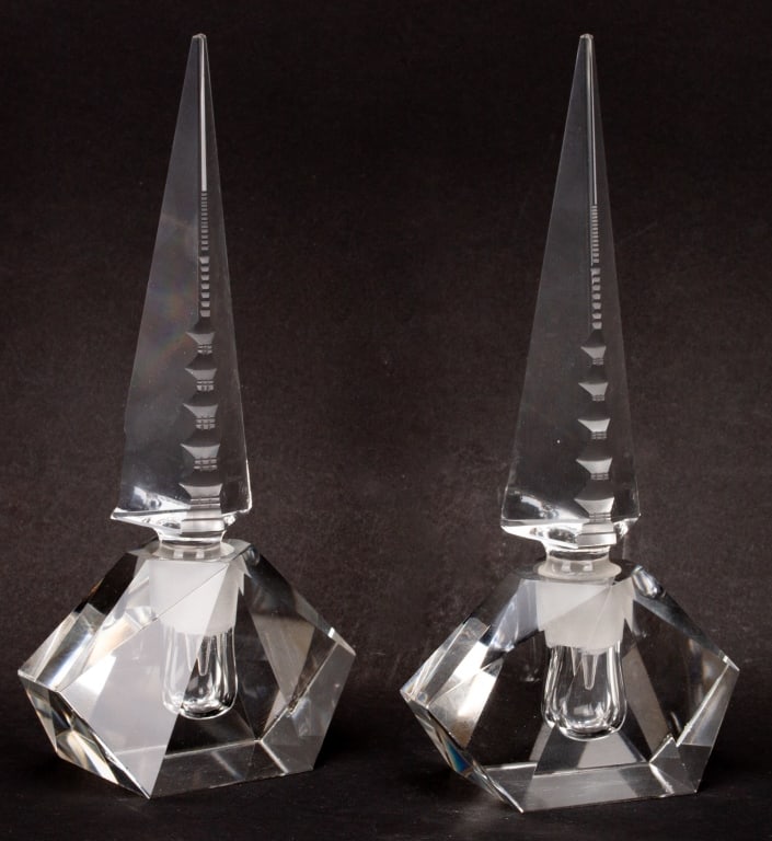Hoya Crystal Pagoda Stopper Perfume Bottle Pair (1 of 8)