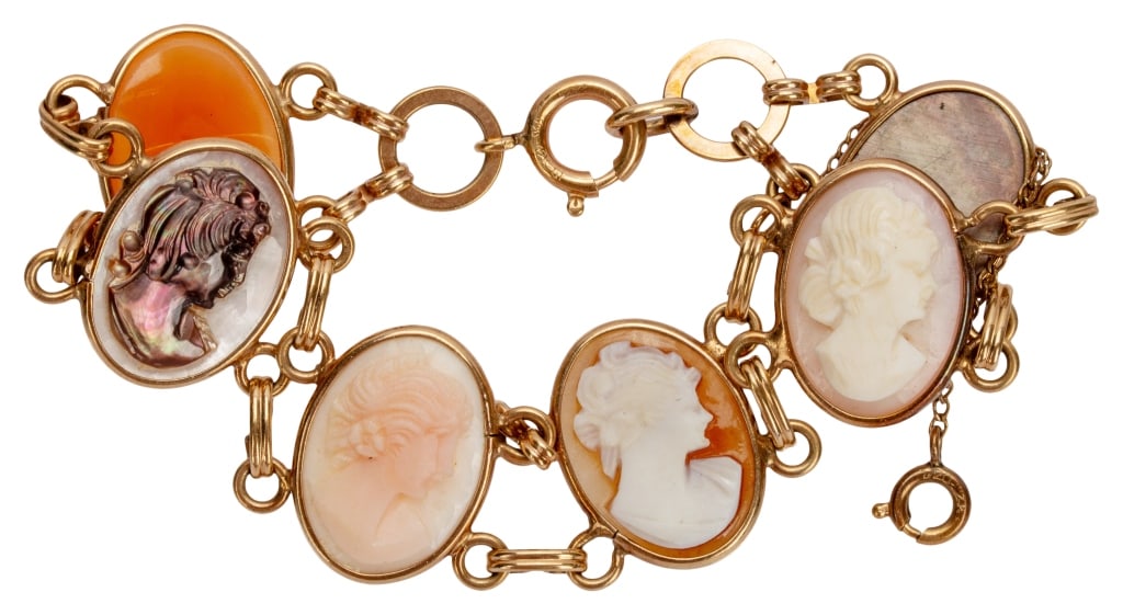 12K Gold Filled Cameo Line Bracelet (1 of 6)