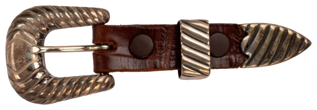 Sunset Trails Sterling Leather Buckle Key Ring (1 of 8)