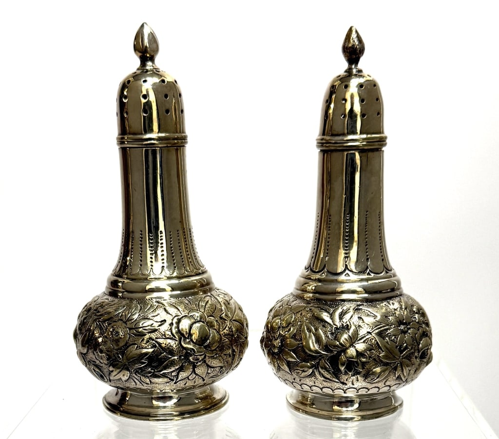 Tiffany & Co. Repousse Salt & Pepper Shakers (1 of 4)
