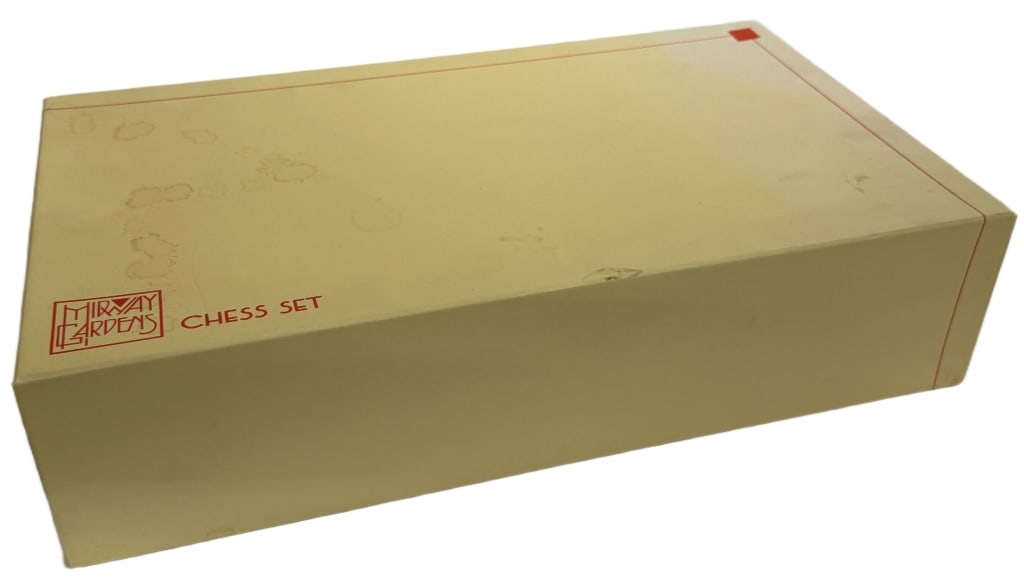 Frank Lloyd Wright Midway Gardens Chess Set - 7