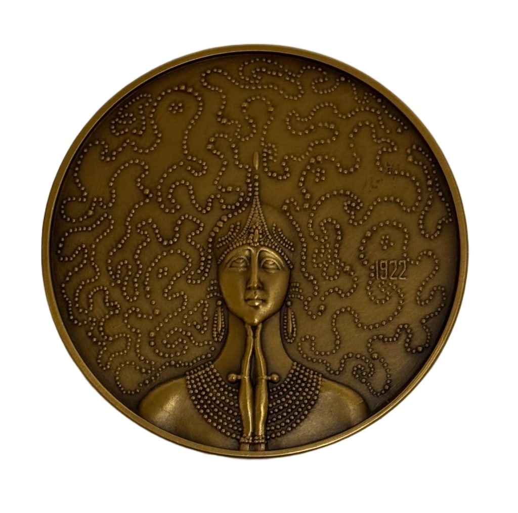 Erte Above & Below Bronze Medallion 69/1500: Item/Description: Erte Design Collection 'Above & Below' bronze medallion numbered 69/1500 by Russian-French artist Romain de Tirtoff (1892-1990). Marked 1988 Sevenarts, Endurant NY.Romain de