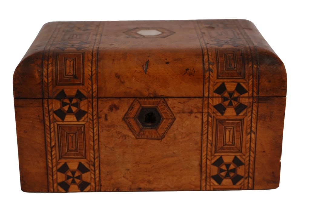 English Tunbridge Ware Wooden Marquetry Box (1 of 8)