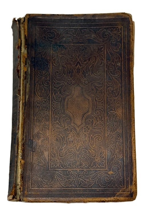 1845 R. Thomas Pictorial History of the USA: Item/Description: Pictorial History of the United States of America. by R. Thomas, published by E. Strong, Hartford, 1845. Includes illustrations of two hundred print engravings. Depicts extensive