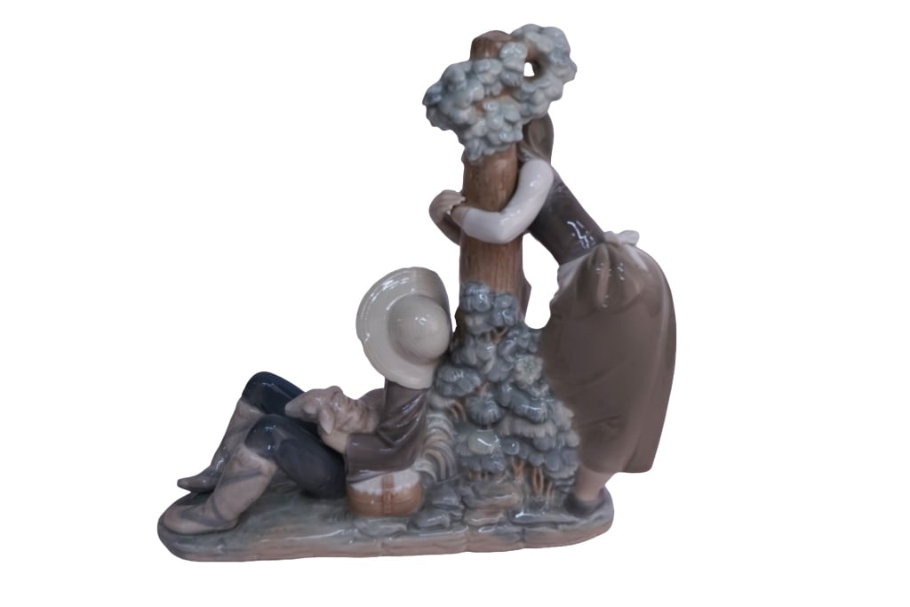 Lladro "Caught Napping" Figurine - 3
